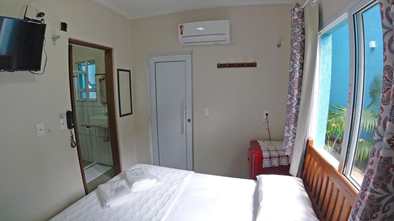 Residencial Aguas De Bare Hotel Sao Sebastiao  Exterior photo