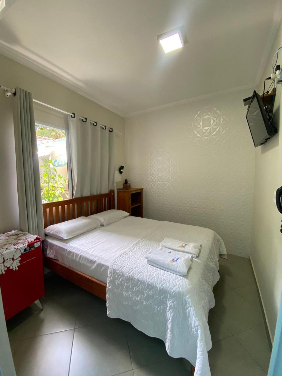 Residencial Aguas De Bare Hotel Sao Sebastiao  Exterior photo